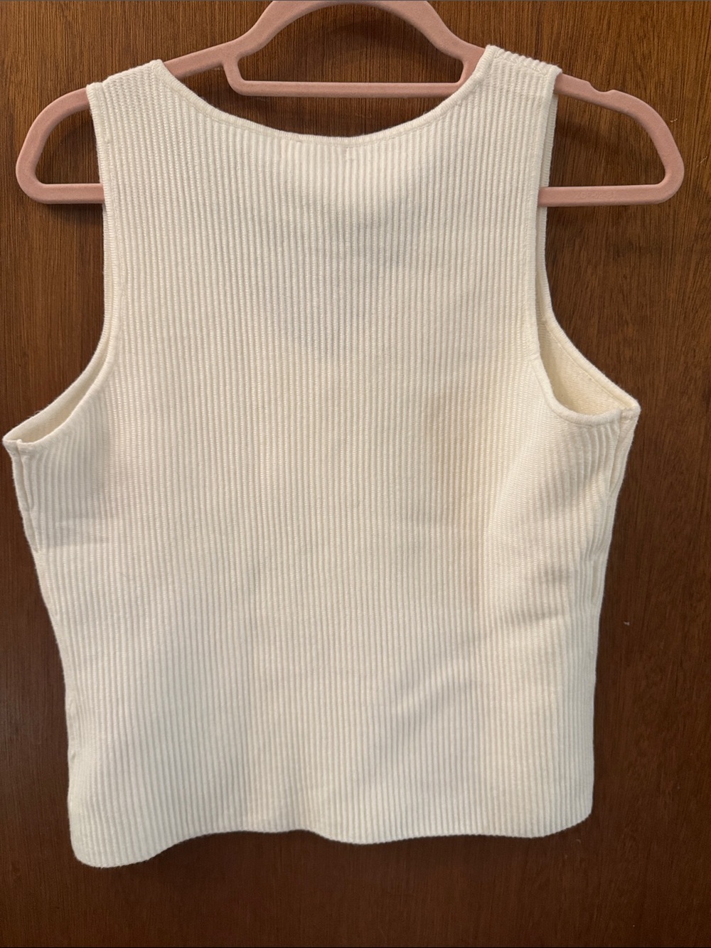 Marled Ivory Ribbed V-Neck Tank - Picture 3 of 5